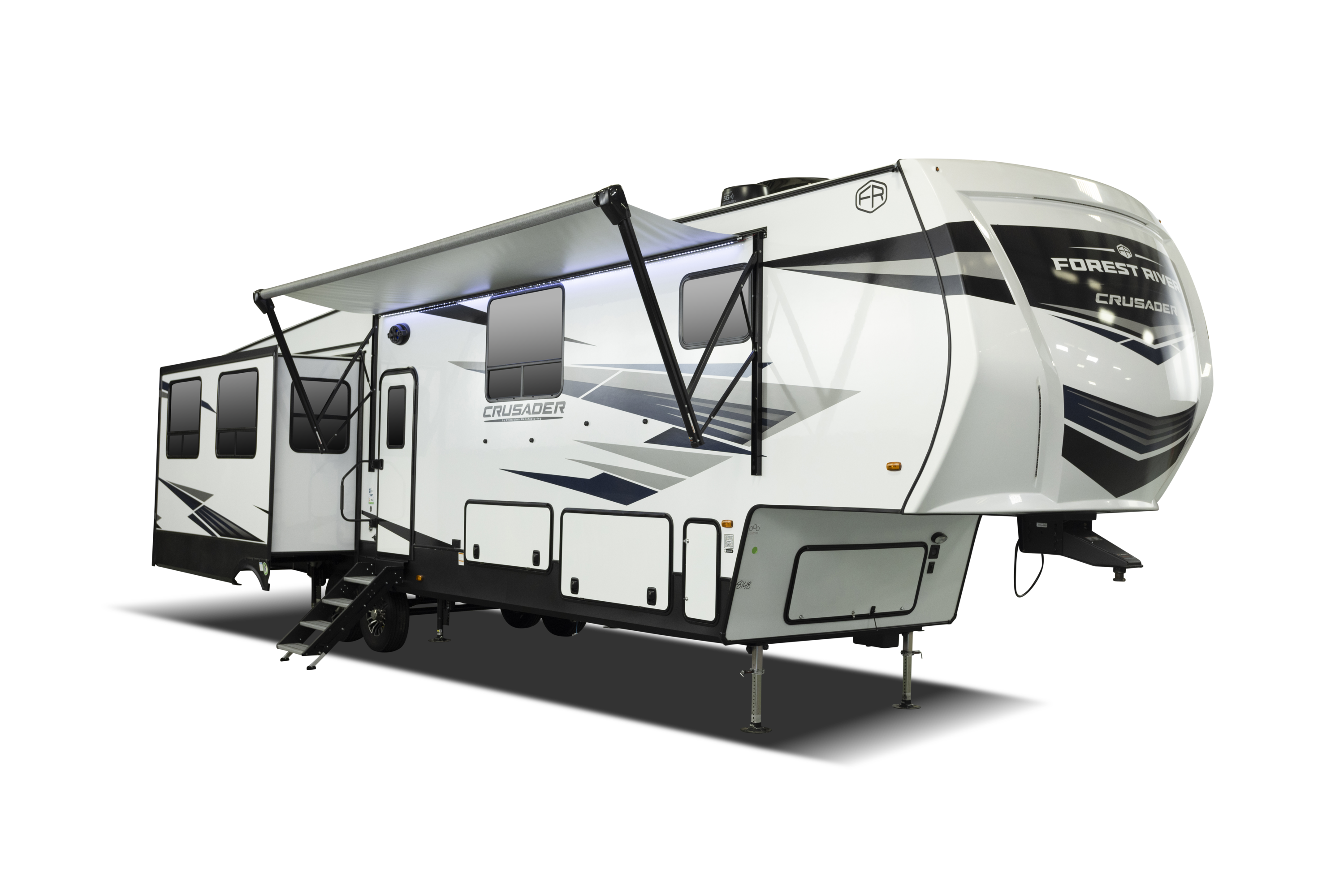 White 2025 Prime Time Crusader Exterior
